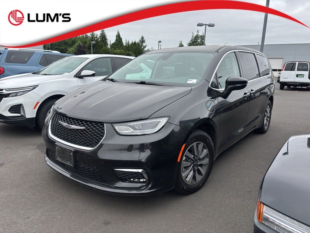 2023 CHRYSLER Pacifica