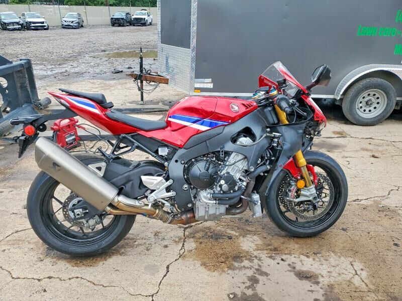 2025 HONDA FIREBLADE