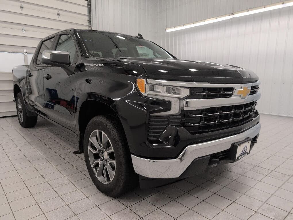 2024 CHEVROLET Silverado