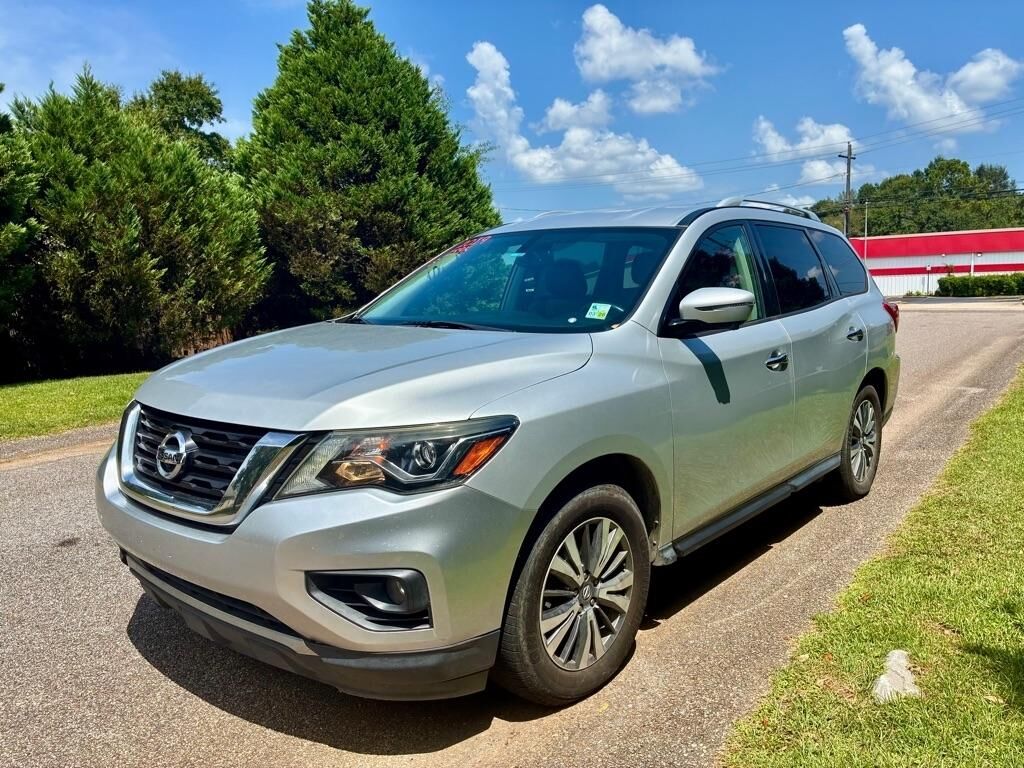 2019 NISSAN Pathfinder