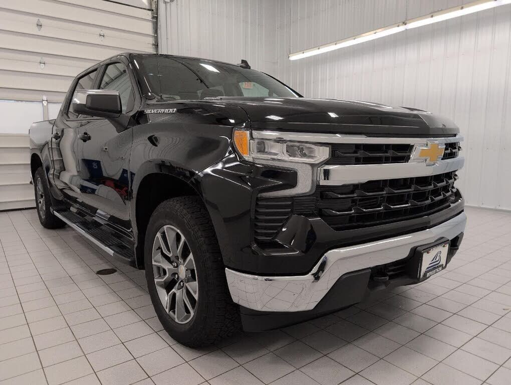 2024 CHEVROLET Silverado
