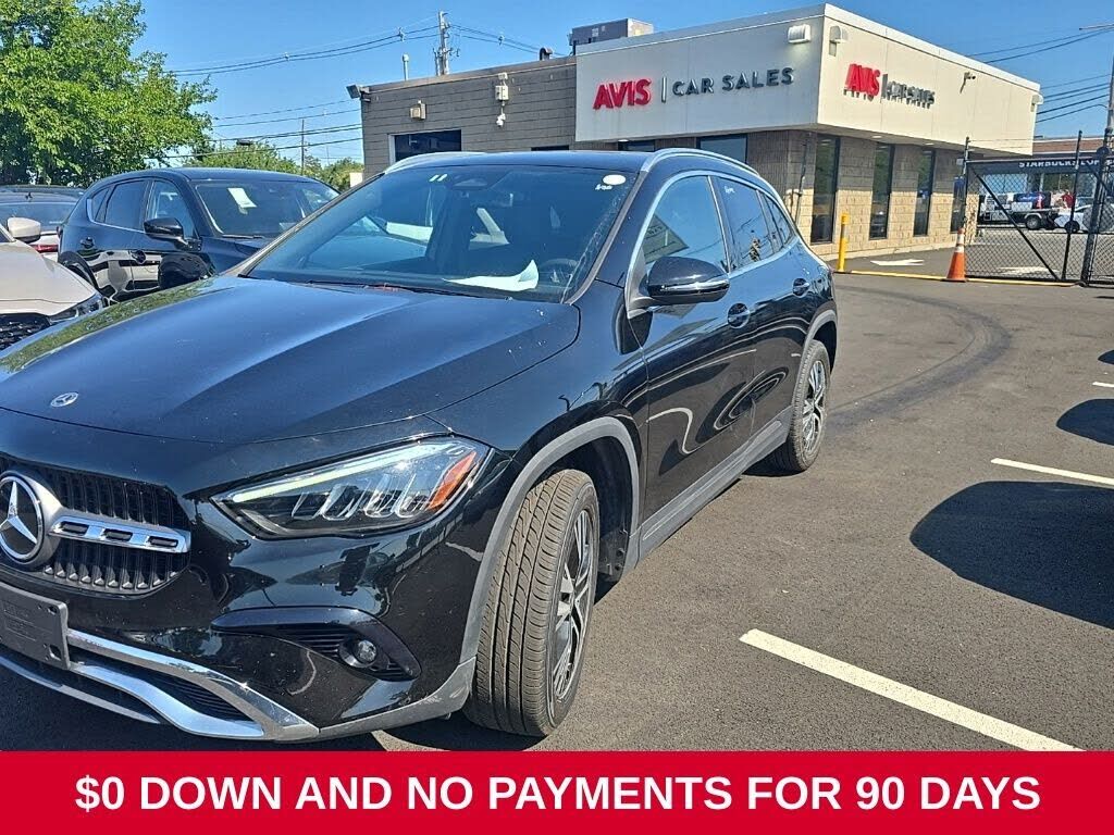 2025 MERCEDES-BENZ GLA-Class