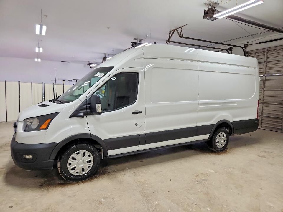2022 FORD Transit