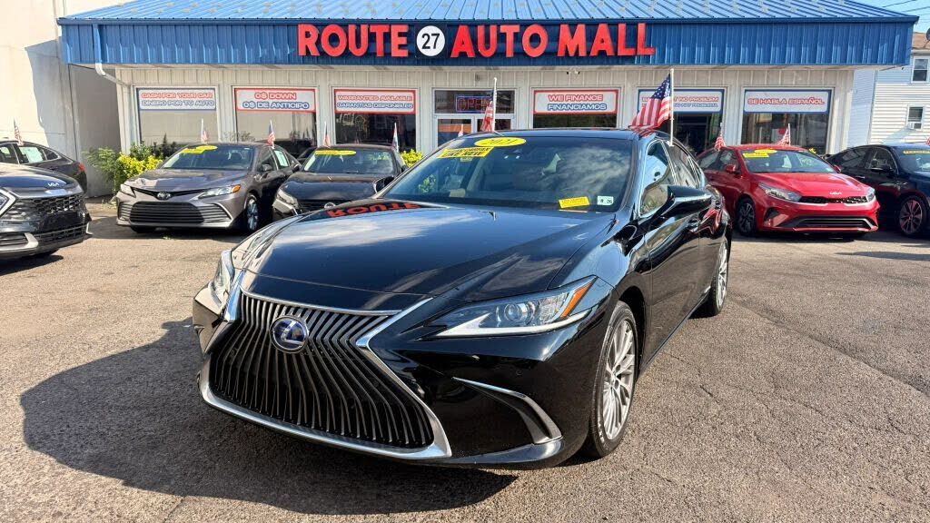 2021 LEXUS ES