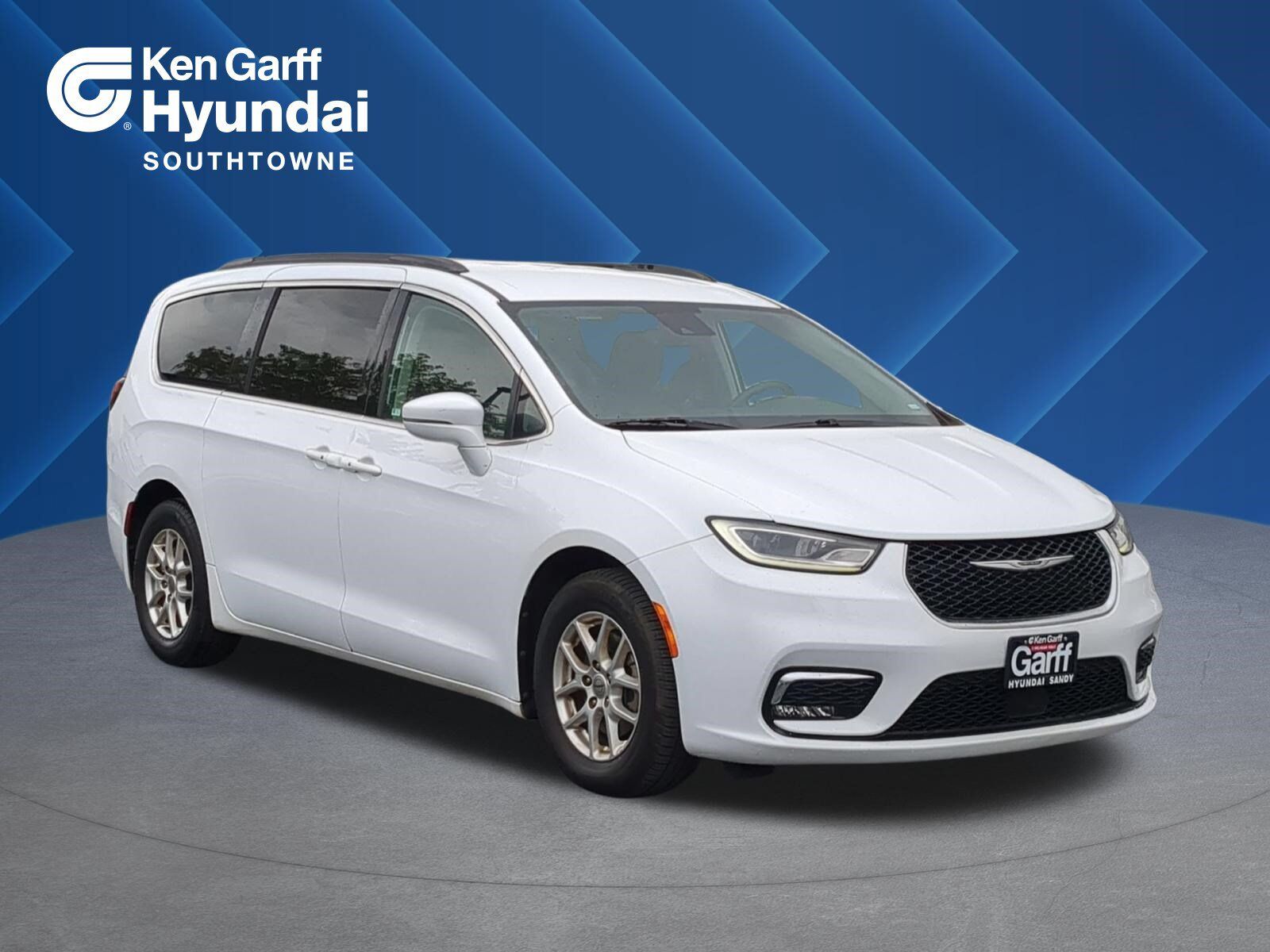 2022 CHRYSLER Pacifica