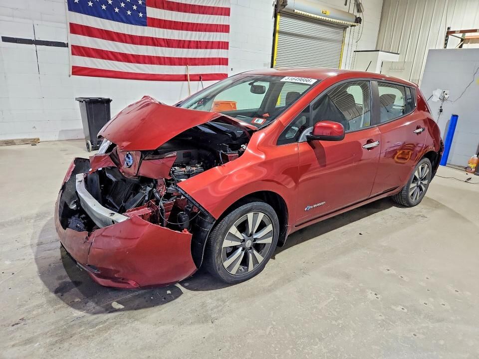 2015 NISSAN Leaf