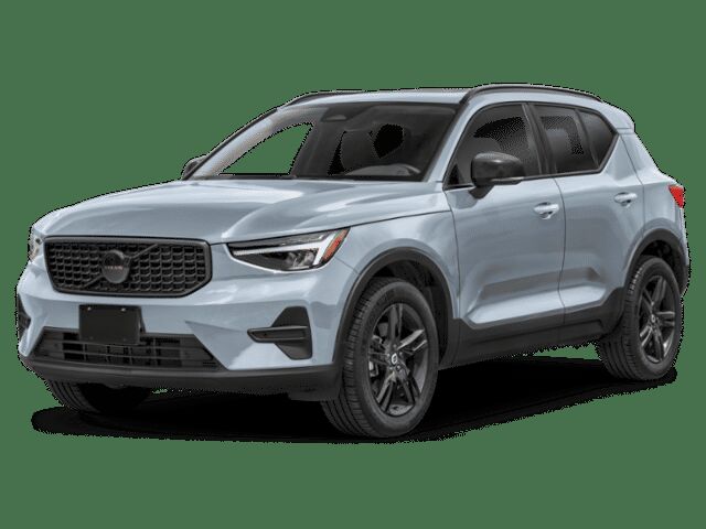 2026 VOLVO XC40