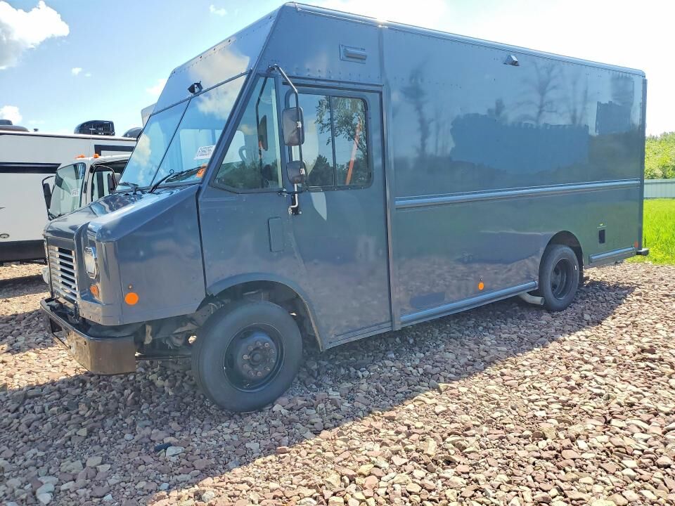 2020 FORD Commercial Chassis