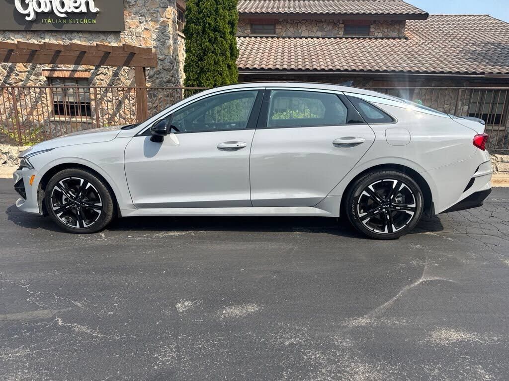 2023 KIA K5