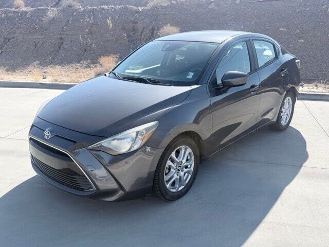 2018 TOYOTA Yaris