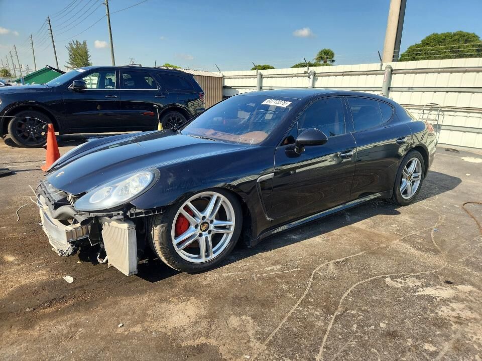 2014 PORSCHE Panamera