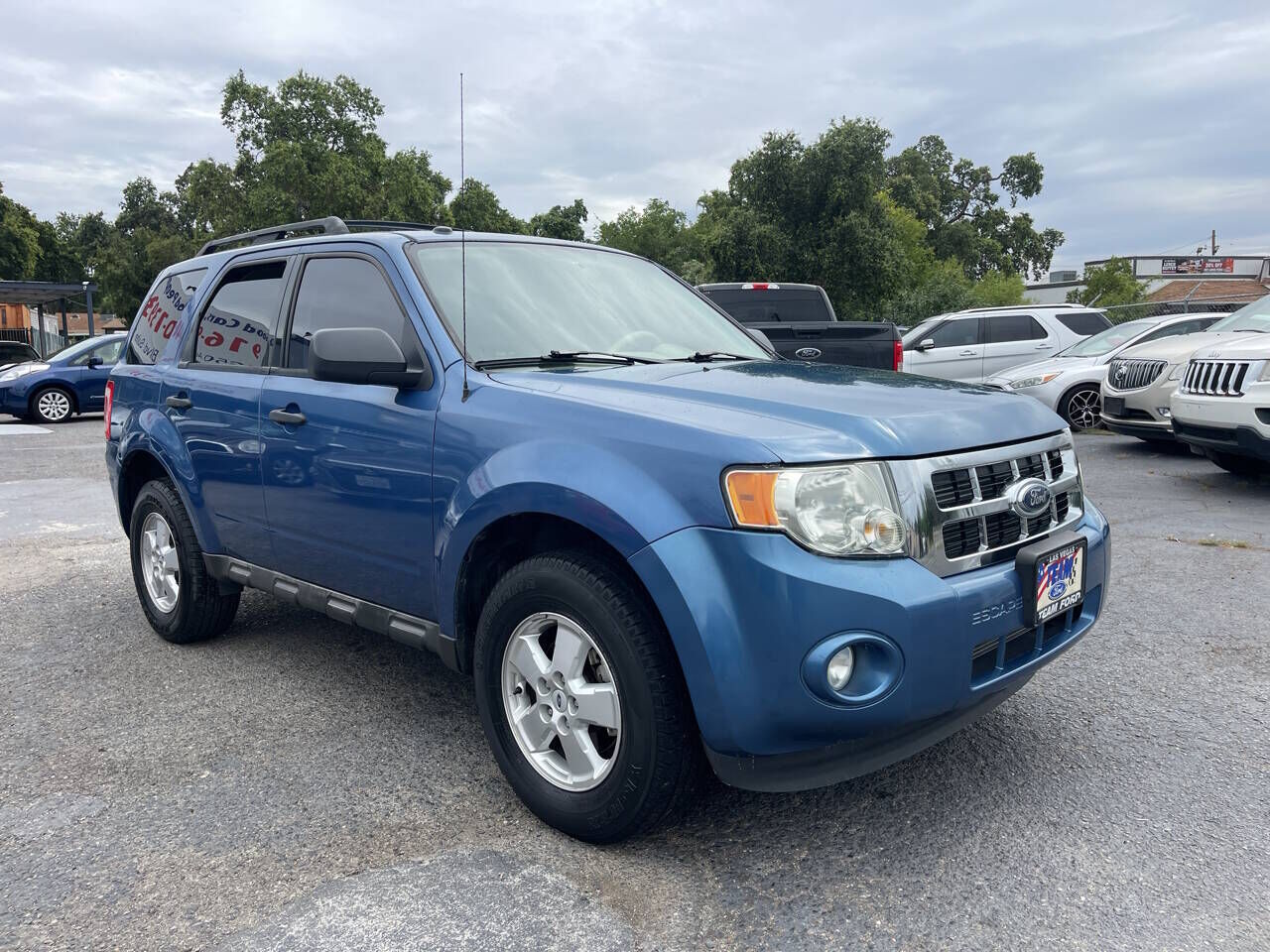 2009 FORD Escape