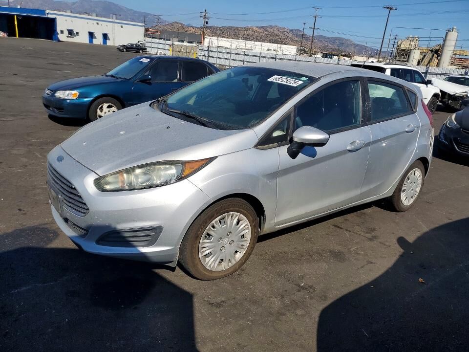 2015 FORD Fiesta