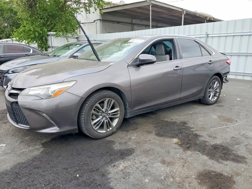 2017 TOYOTA Camry