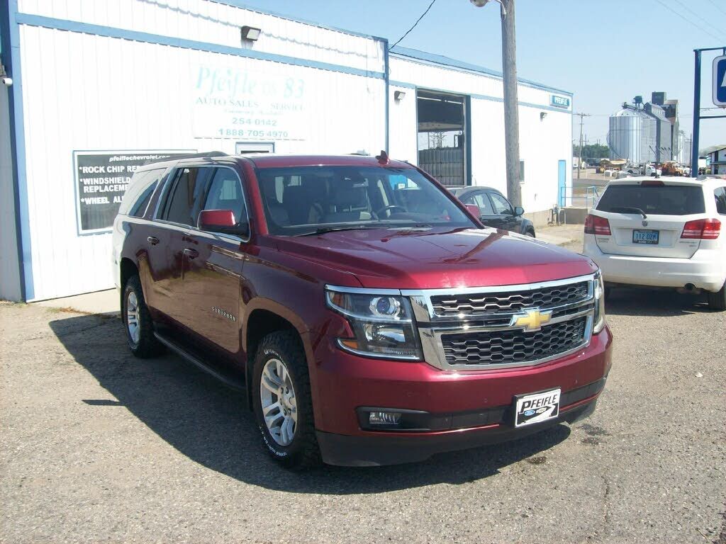 2017 CHEVROLET Suburban