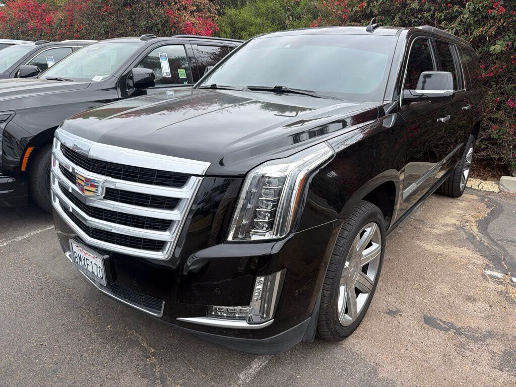 2019 CADILLAC Escalade ESV