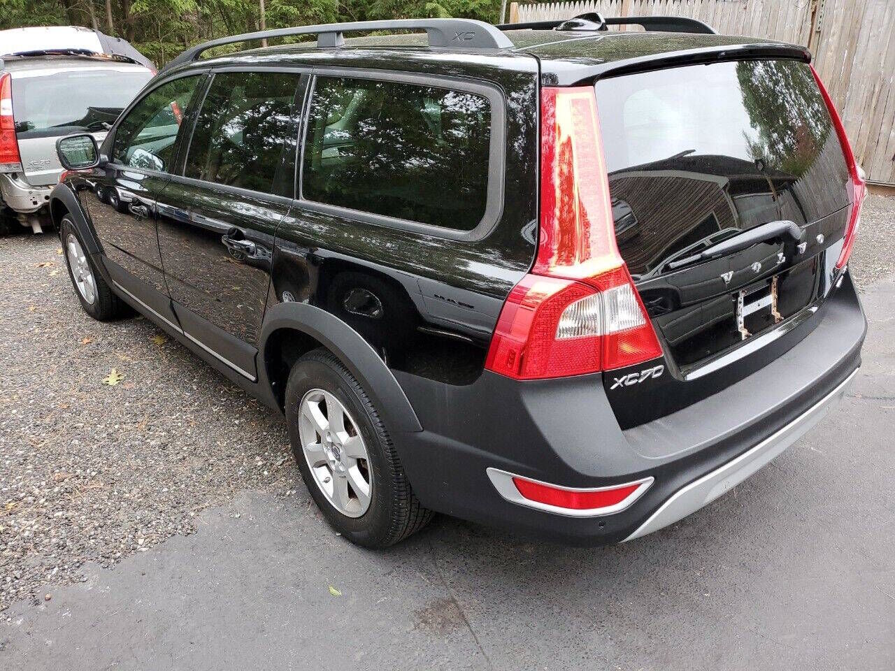 2008 VOLVO XC70