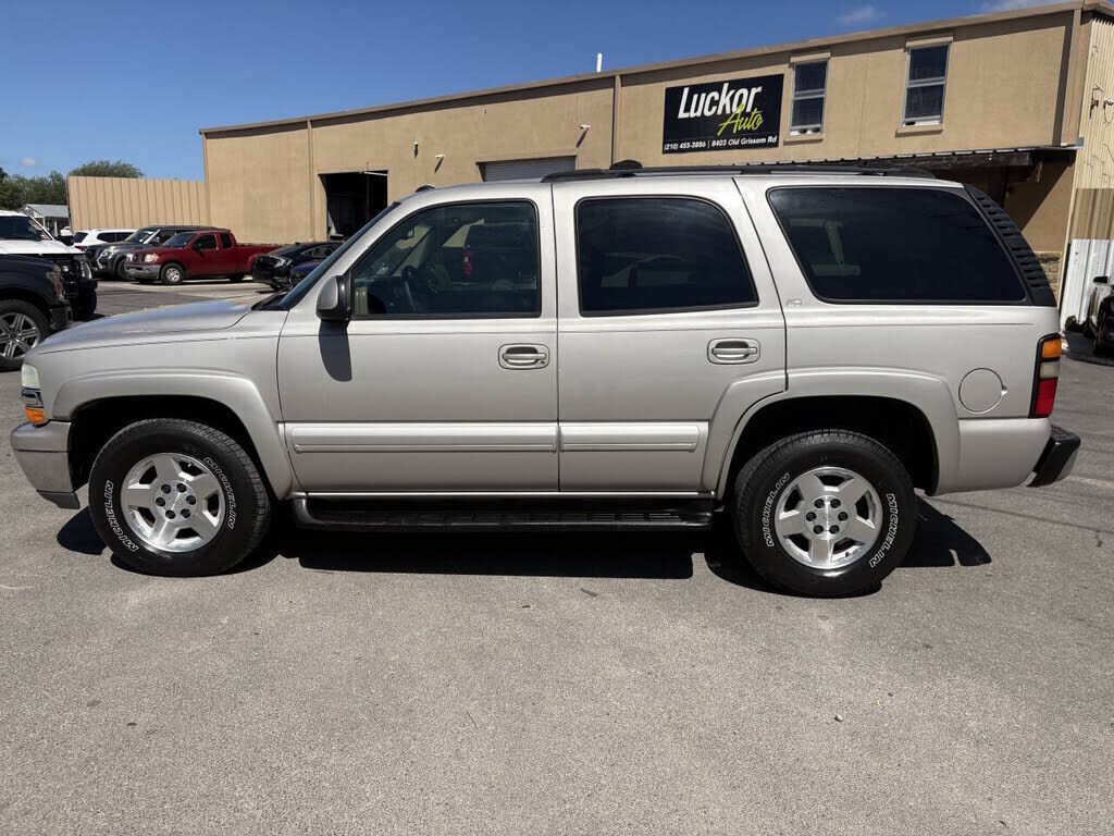 2004 CHEVROLET Tahoe