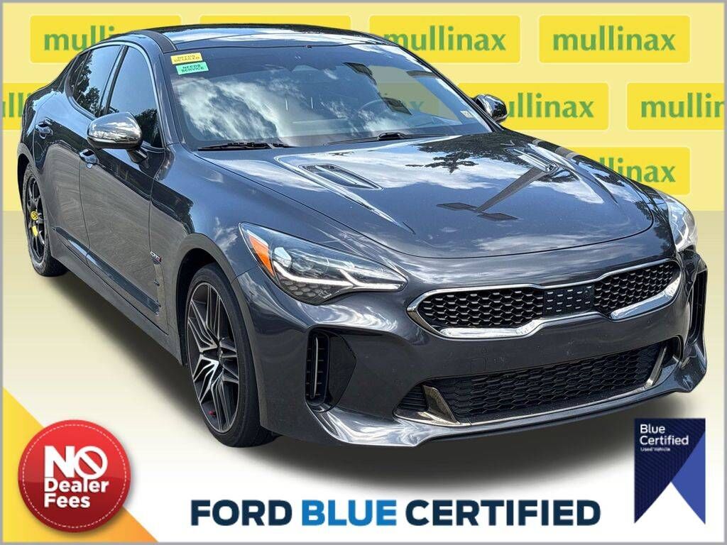 2022 KIA Stinger