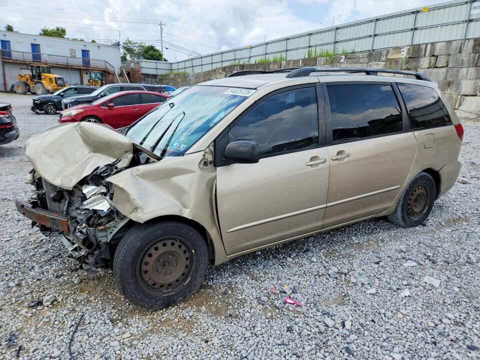 2005 TOYOTA Sienna