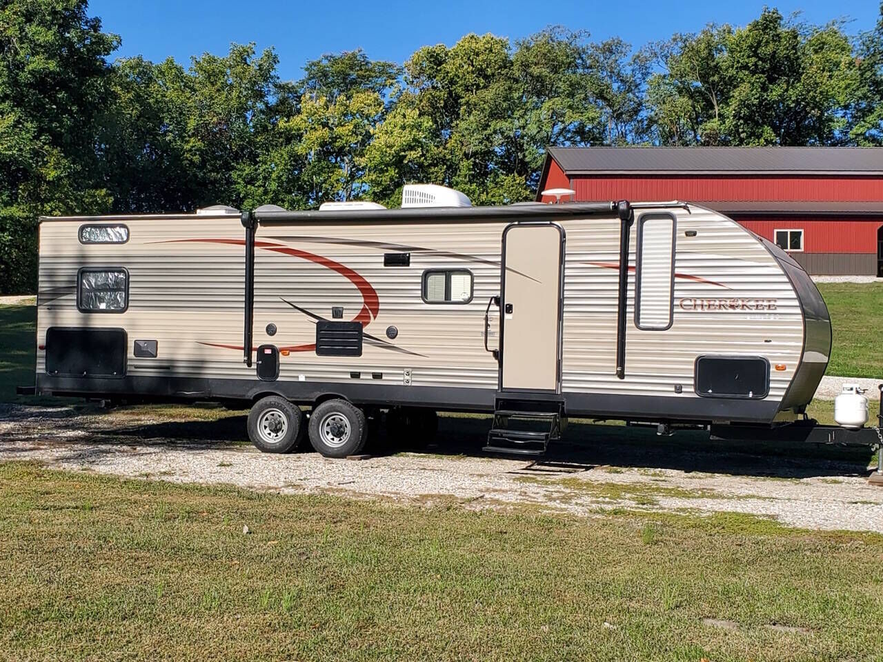 2017 FOREST RIVER Cherokee