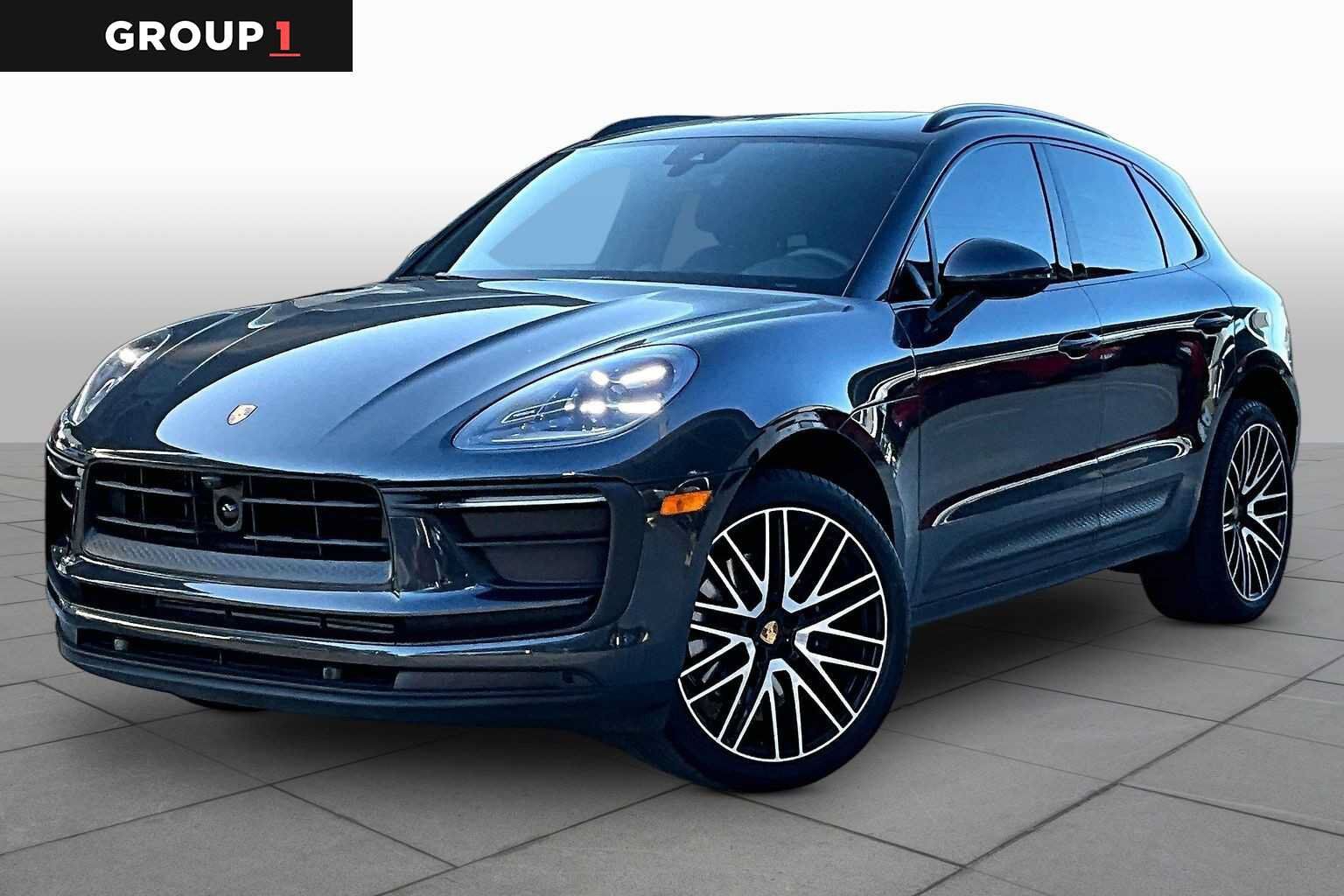 2026 PORSCHE Macan