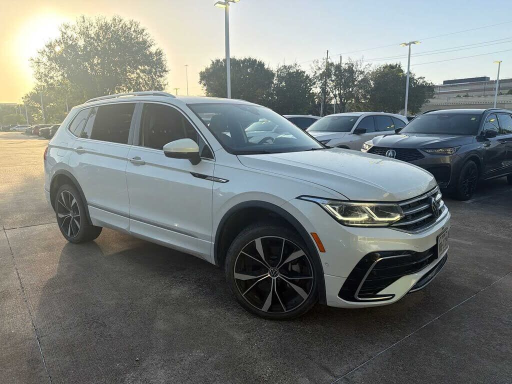 2024 VOLKSWAGEN Tiguan 4Motion