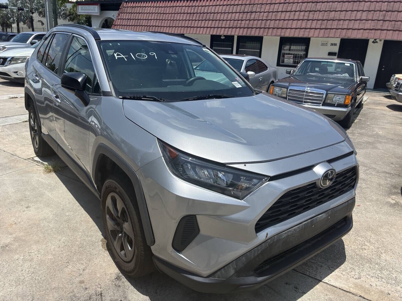 2019 TOYOTA RAV4