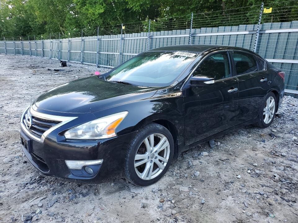 2013 NISSAN Altima