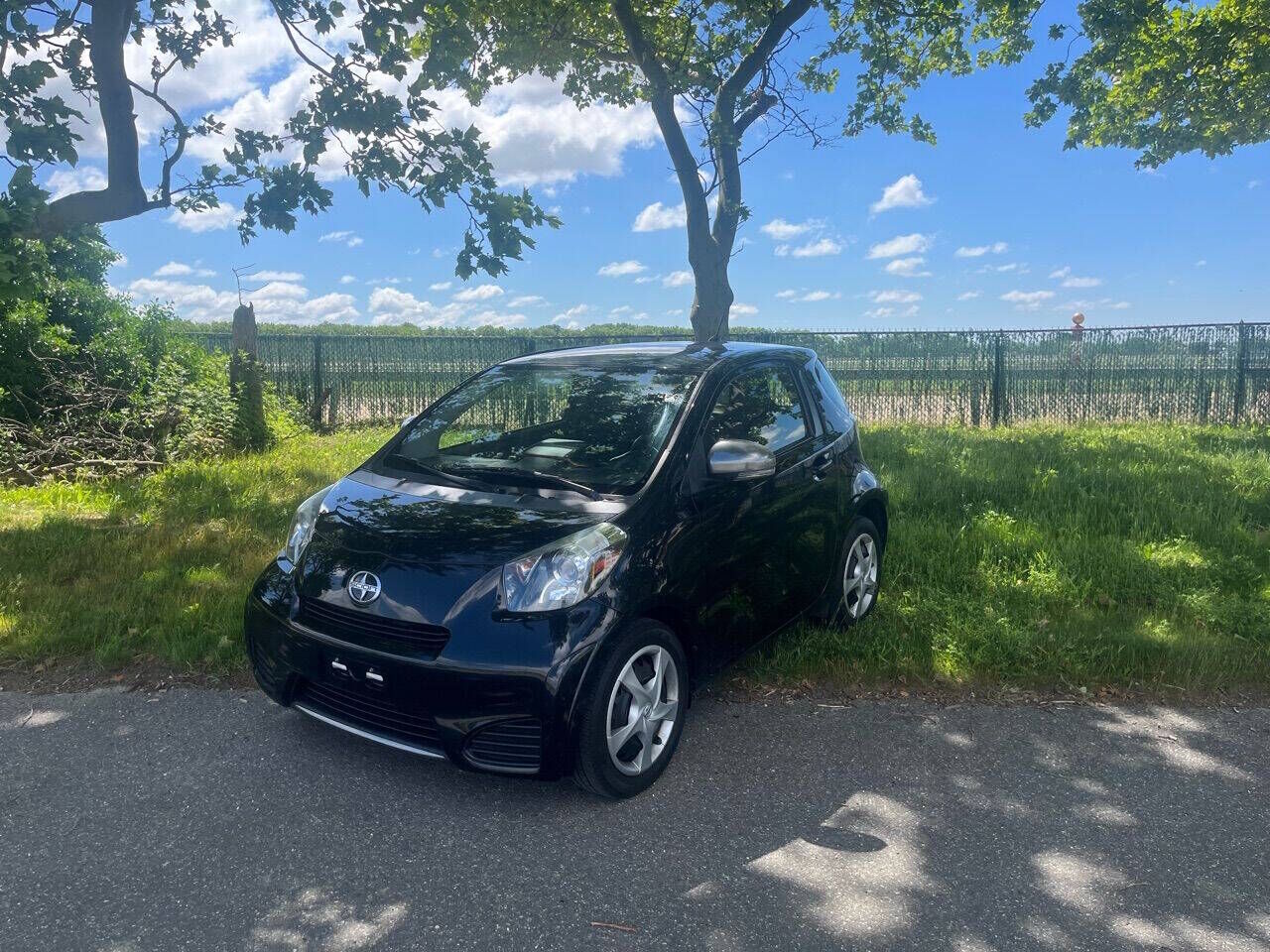 2014 TOYOTA Scion