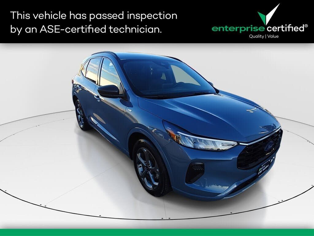 2024 FORD Escape