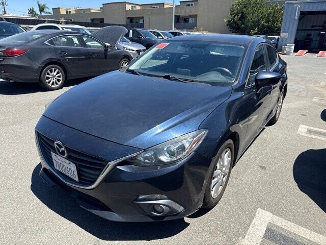 2016 MAZDA Mazda3