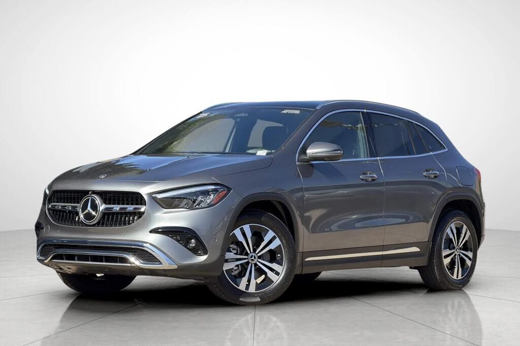 2025 MERCEDES-BENZ GLA-Class