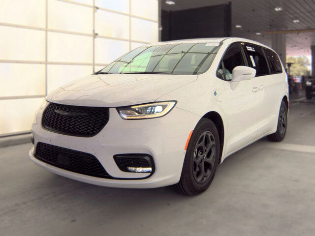 2022 CHRYSLER Pacifica
