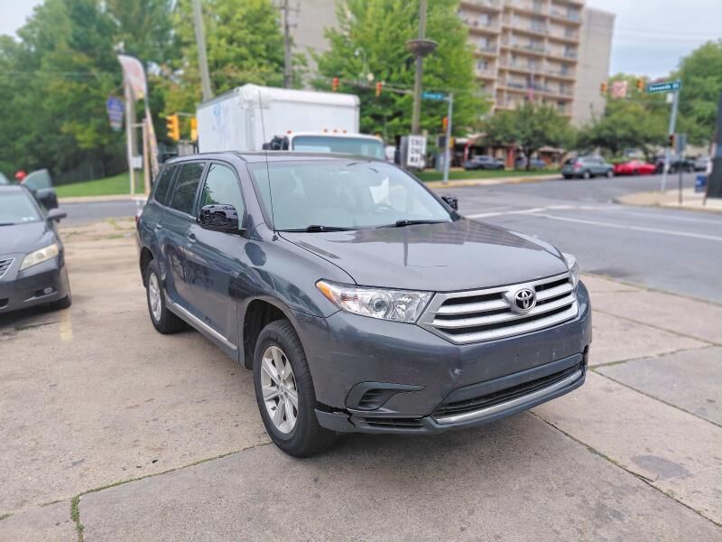 2012 TOYOTA Highlander