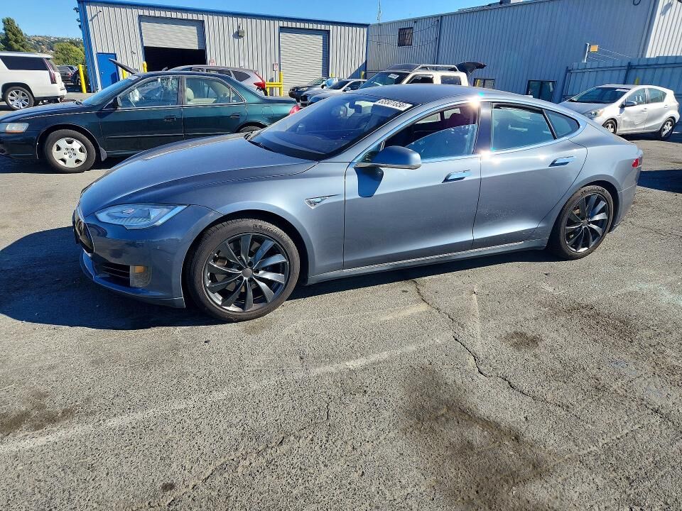 2013 TESLA Model S