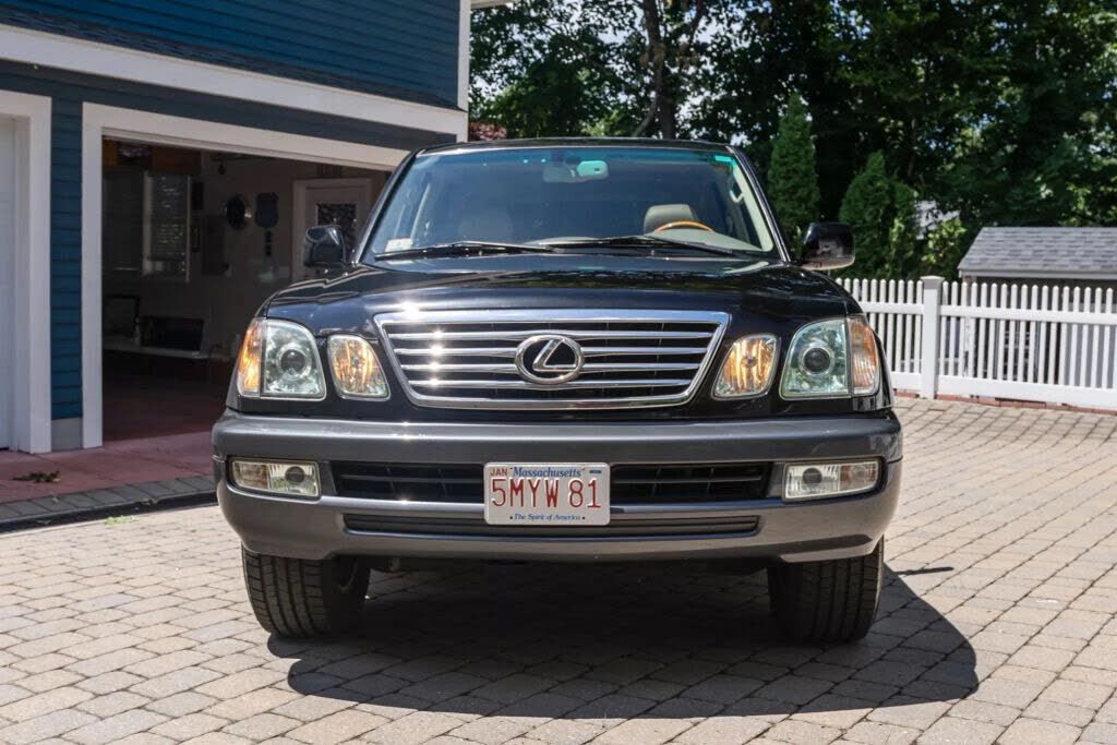 2006 LEXUS LX