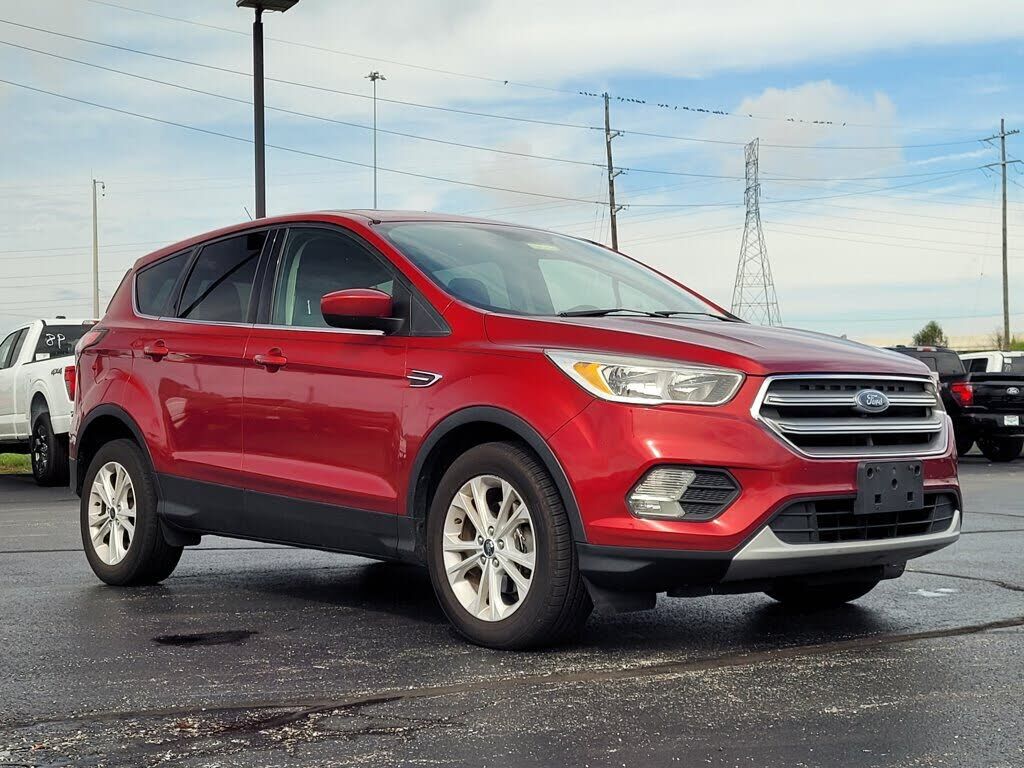 2017 FORD Escape