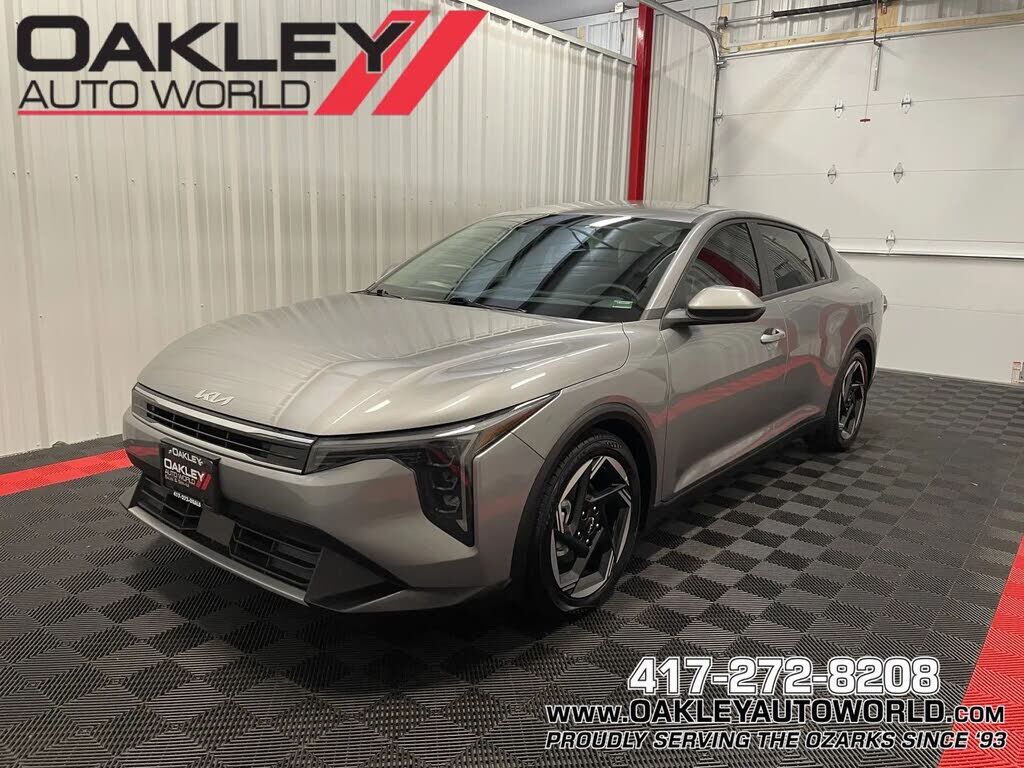 2025 KIA K4