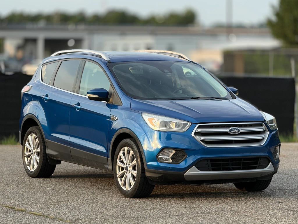 2017 FORD Escape