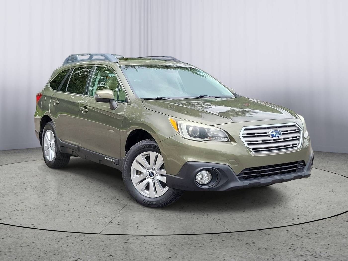 2015 SUBARU Outback