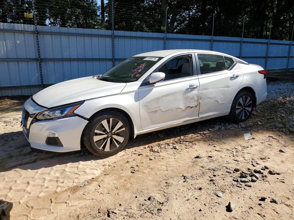 2021 NISSAN Altima