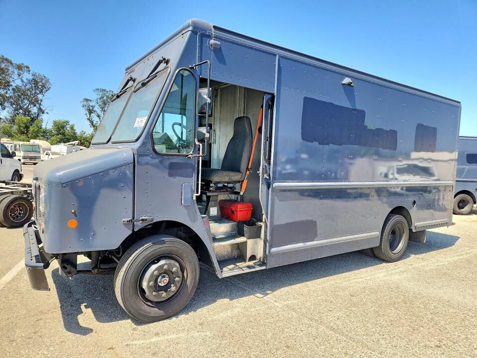 2020 FREIGHTLINER MT 45G Front Gasoline Engine Walk in Van Chassis