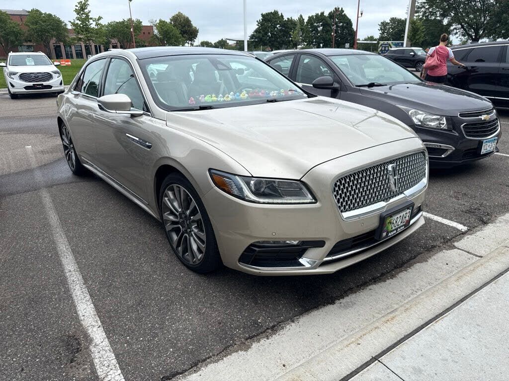 2017 LINCOLN Continental