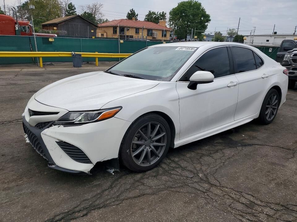 2020 TOYOTA Camry