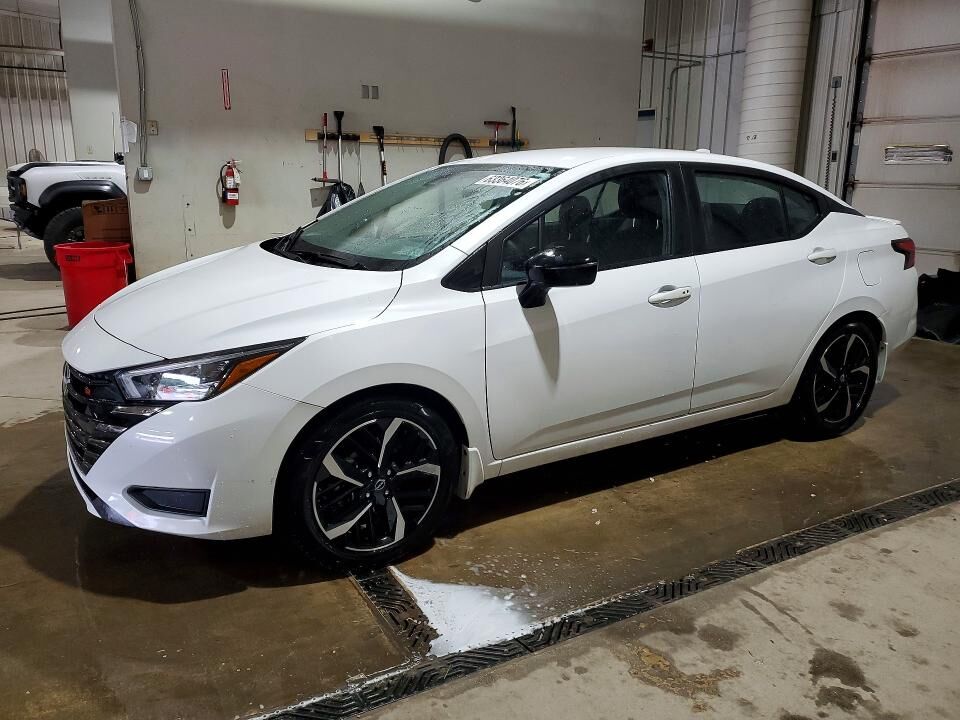 2023 NISSAN Versa