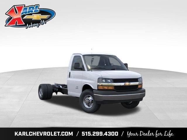 2026 CHEVROLET Express