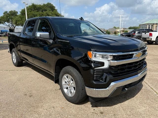 2025 CHEVROLET Silverado
