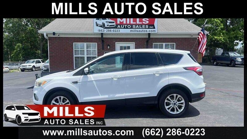 2017 FORD Escape