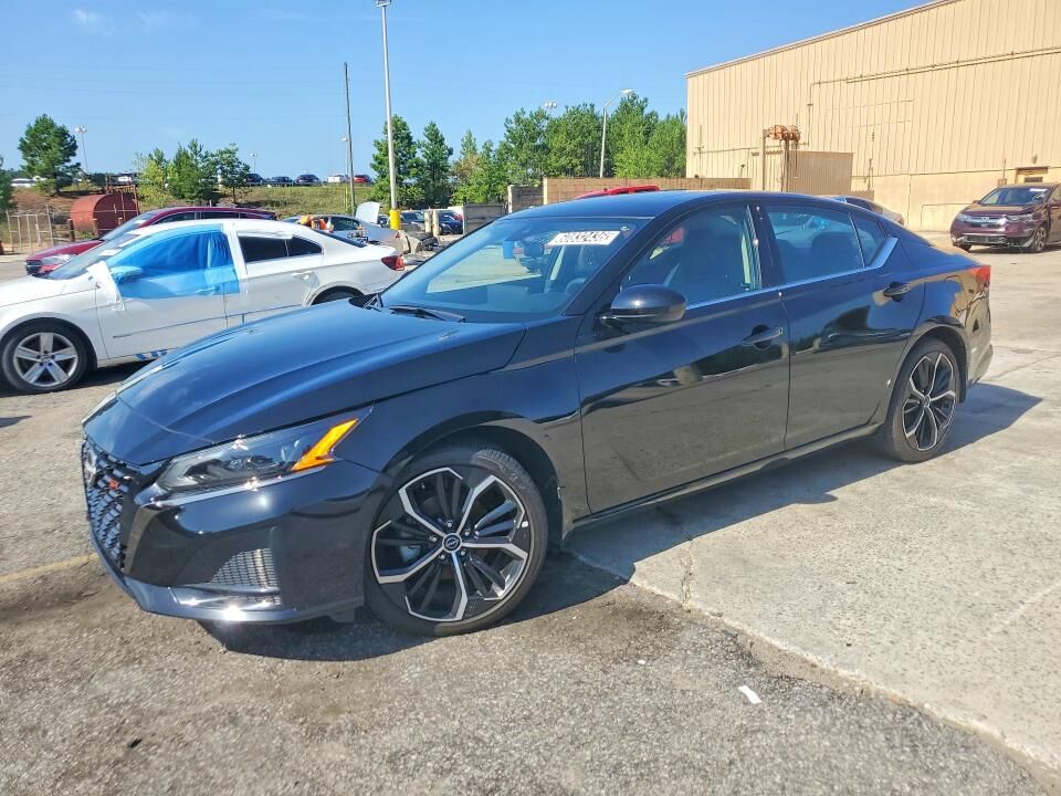 2024 NISSAN Altima